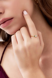 14 Ayar Minimal Taşlı Altın Yüzük (Renk Seçenekleriyle)