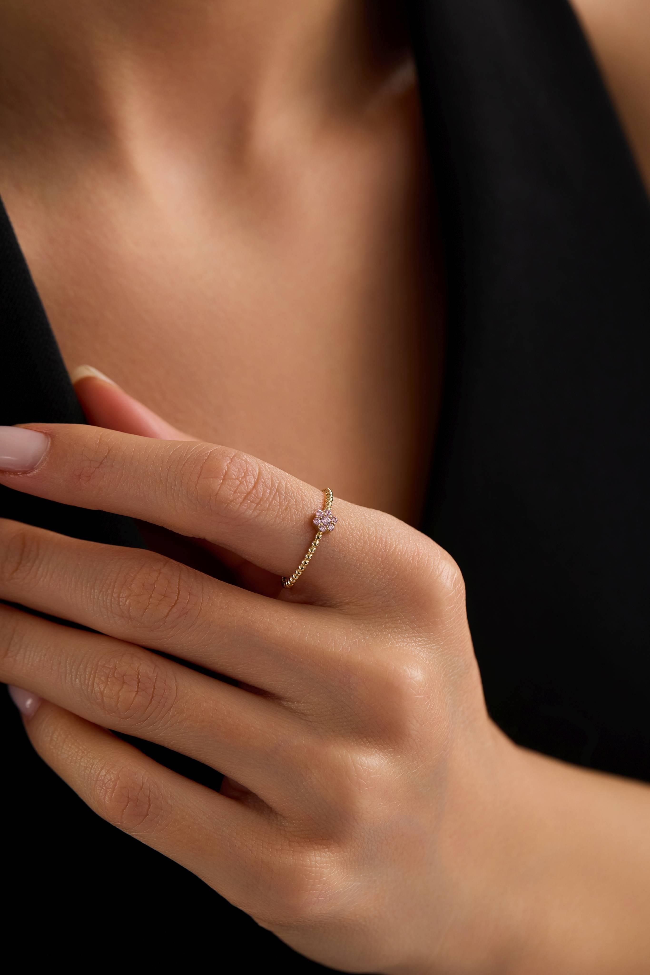 14 Ayar Minimal Taşlı Çiçek Altın Yüzük (Renk Seçenekleriyle)