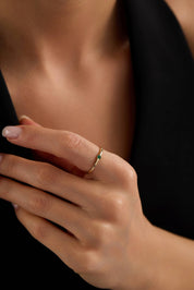 14 Ayar Minimal Tektaş Altın Yüzük