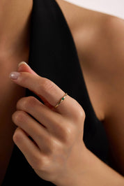 14 Ayar Minimal Tektaş Altın Yüzük