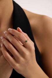 14 Ayar Minimal Üç Taş Altın Yüzük