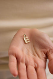 14 Ayar Orta Boy Kalemli Altın Kolye Ucu