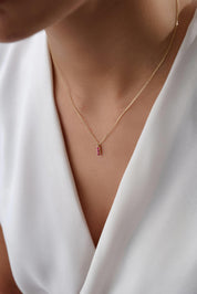 14 Ayar Pembe Minimal Altın Kolye