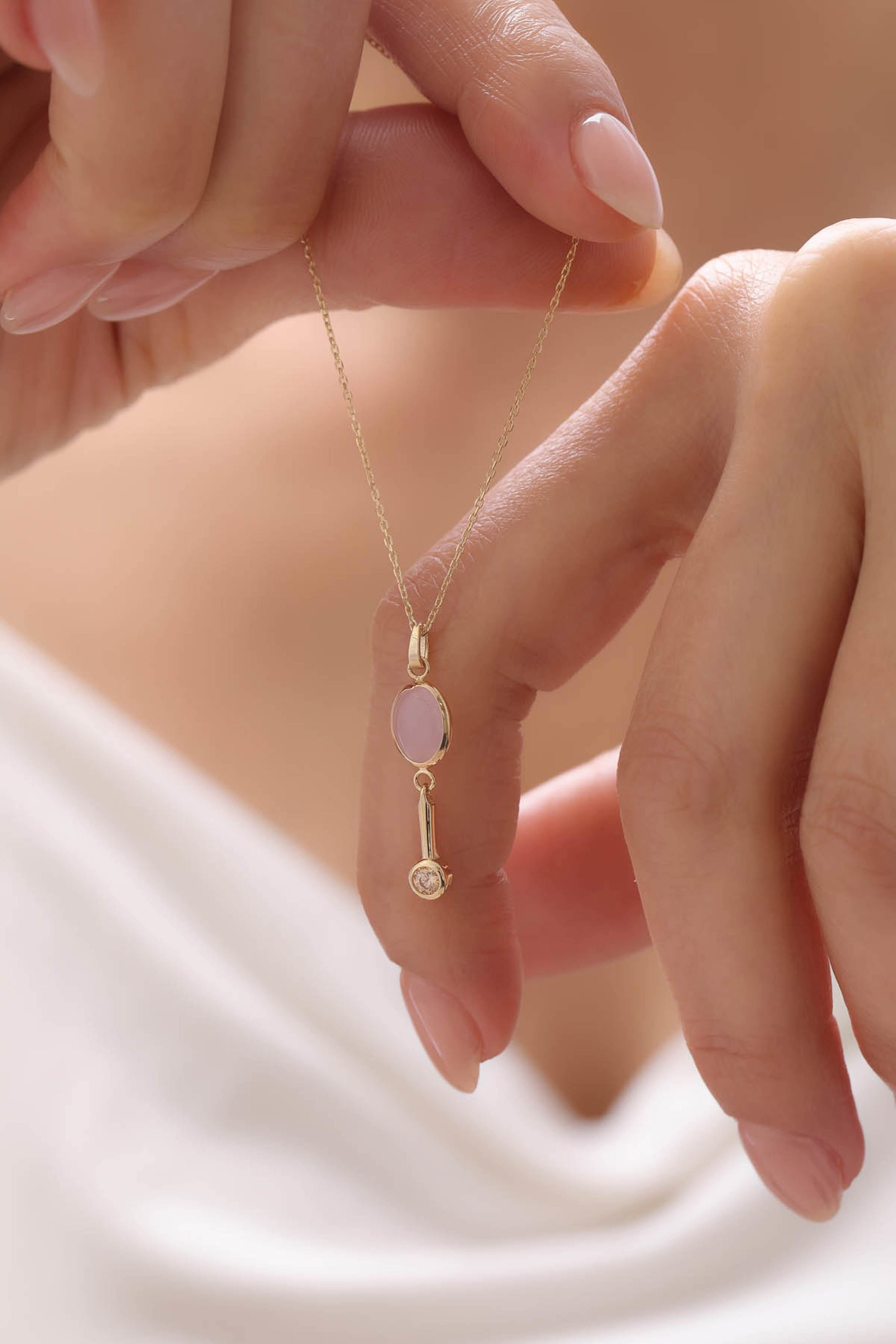 14 Ayar Pembe Taşlı Altın Kolye