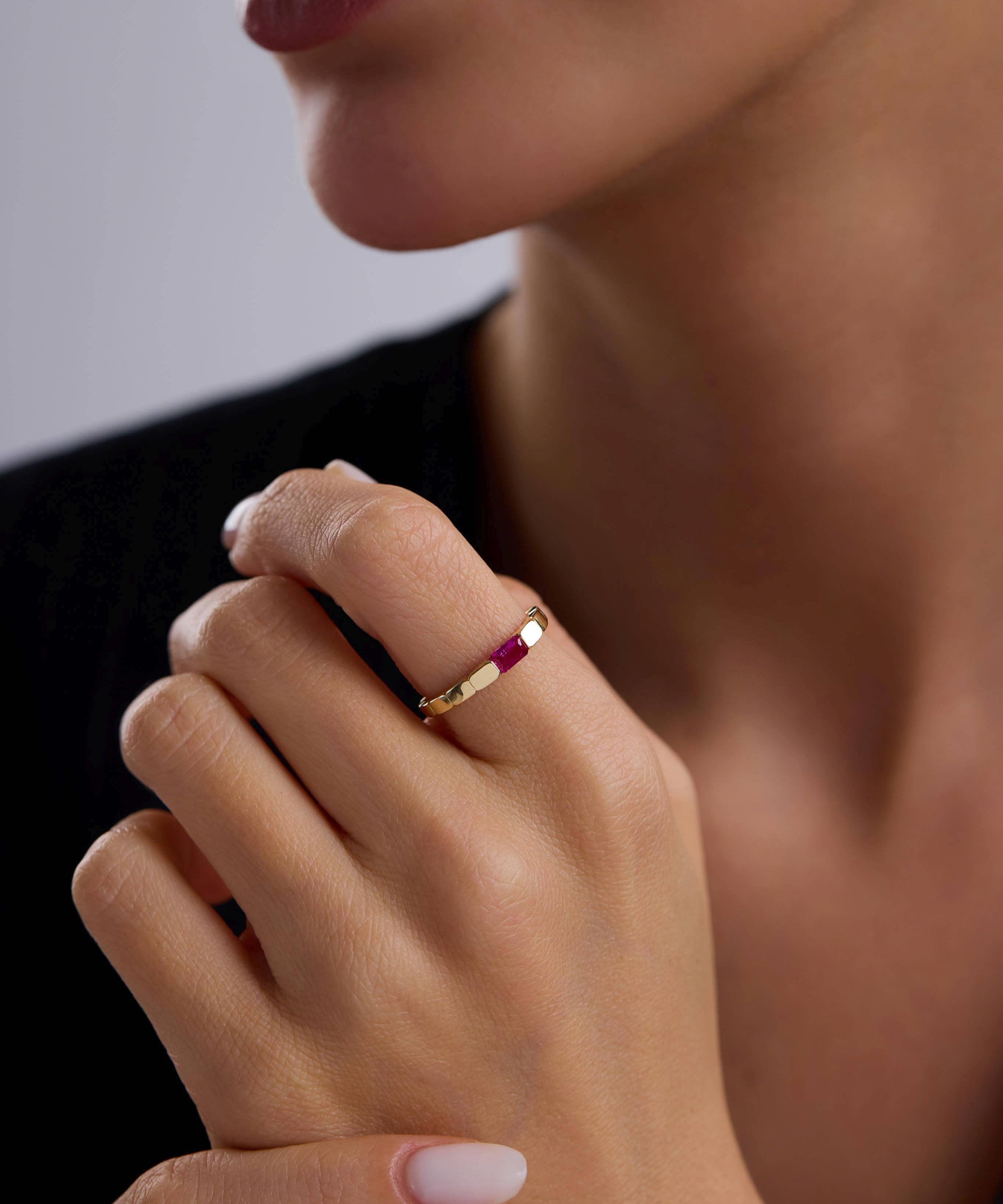 14-ayar-pembe-tasli-altin-yuzuk-216575.jpg