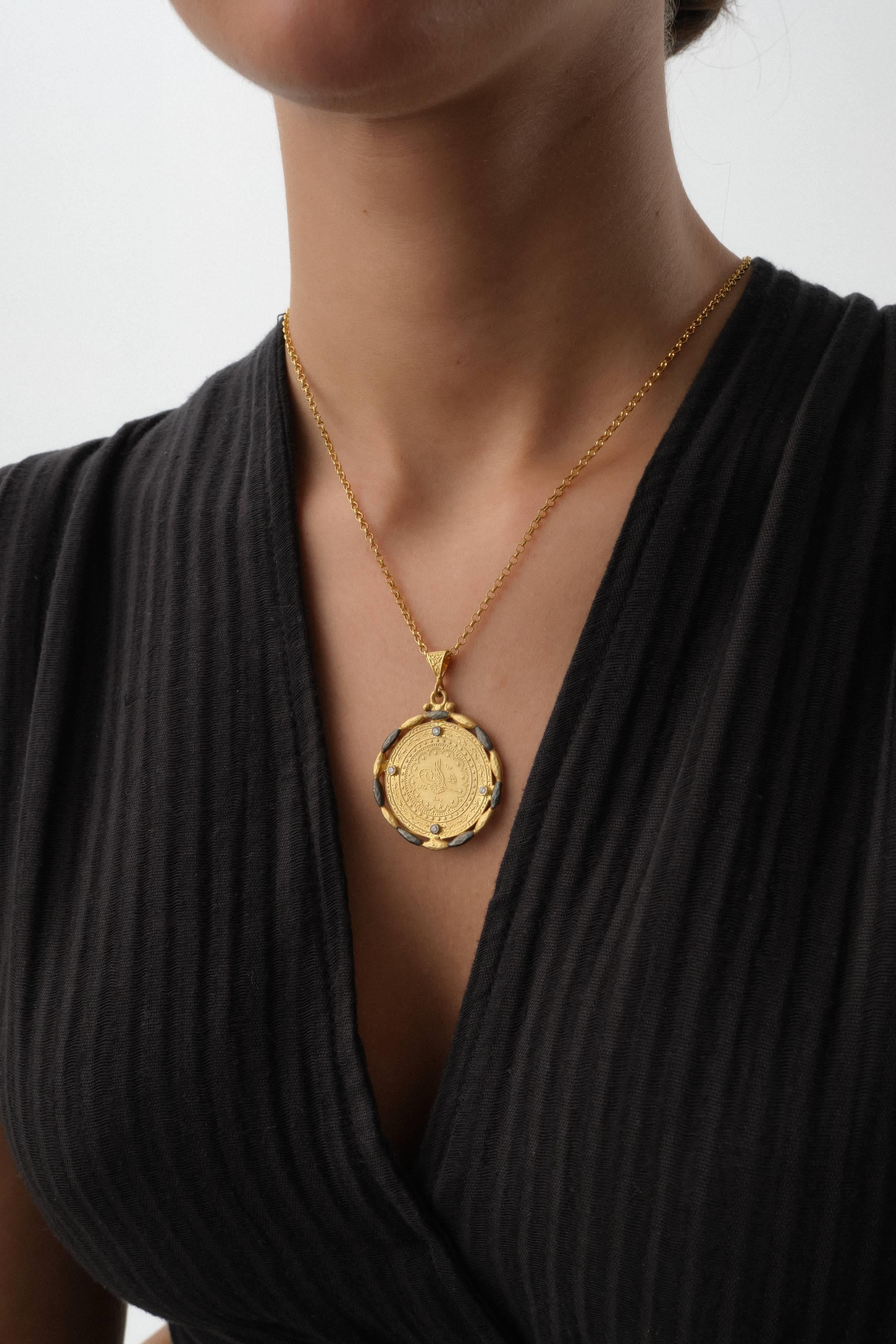 14 Ayar Qalamkar Altın Kolye