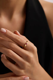 14 Ayar Renkli Taşlı Altın Yüzük