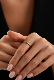 14 Ayar Renkli Taşlı Çiçek Altın Yüzük (Renk Seçenekleriyle)