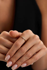 14 Ayar Renkli Taşlı Çiçek Altın Yüzük (Renk Seçenekleriyle)