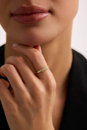 14 Ayar Tasarım Taşlı Altın Yüzük