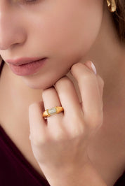 14 Ayar Tasarım Taşlı Altın Yüzük