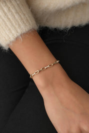 14 Ayar Taşlı Altın Ataç Bileklik