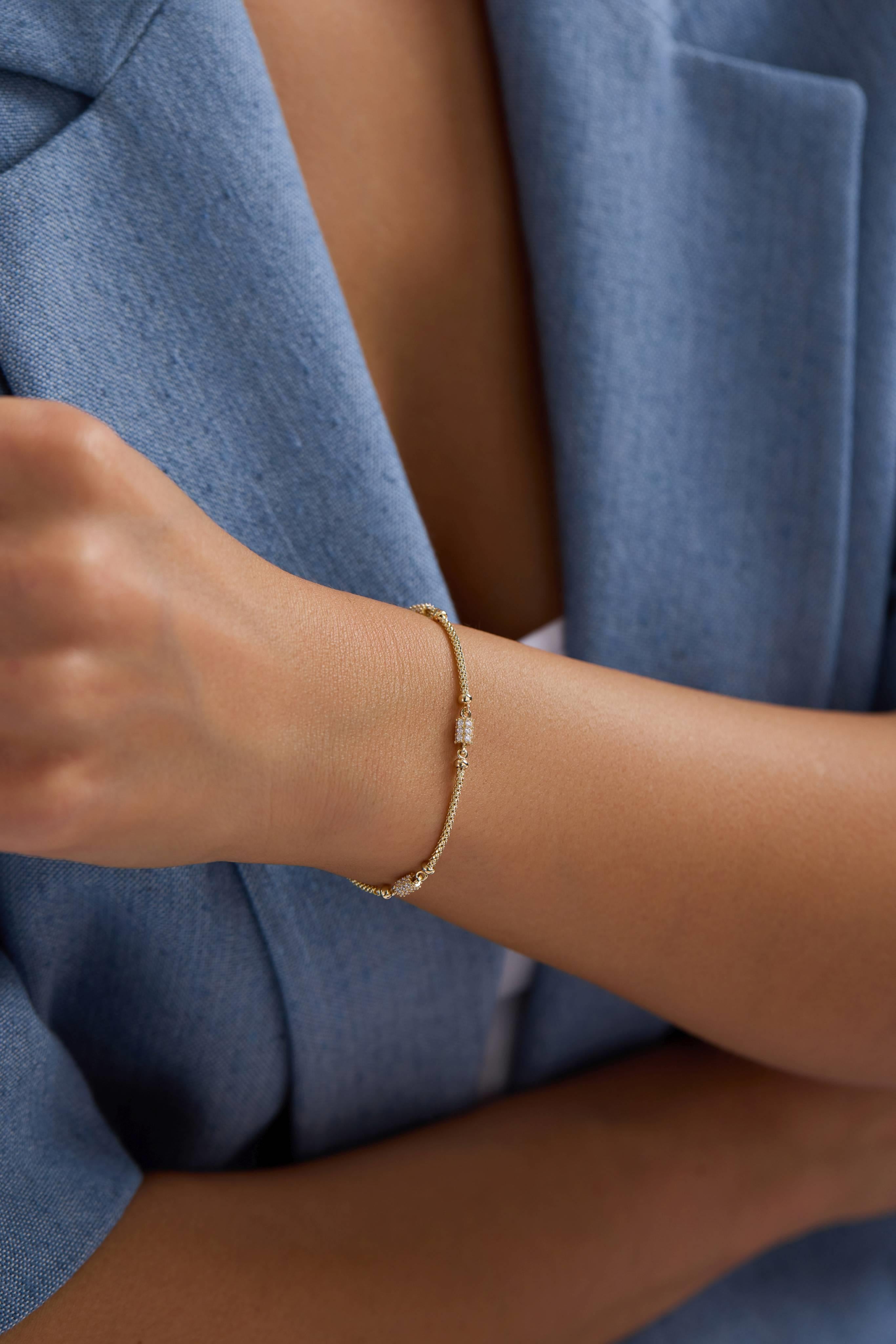 14 Ayar Taşlı Altın Bileklik