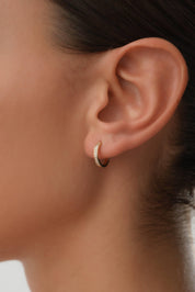 14 Ayar Taşlı Altın Halka Küpe