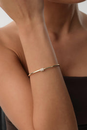 14 Ayar Taşlı Altın Kelepçe