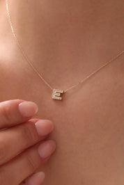 14 Ayar Taşlı Harf Altın Kolye