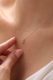 14 Ayar Taşlı Harf Altın Kolye