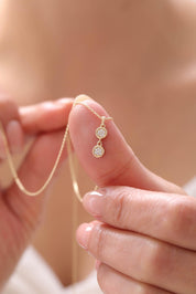 14 Ayar Taşlı Minimal Altın Kolye