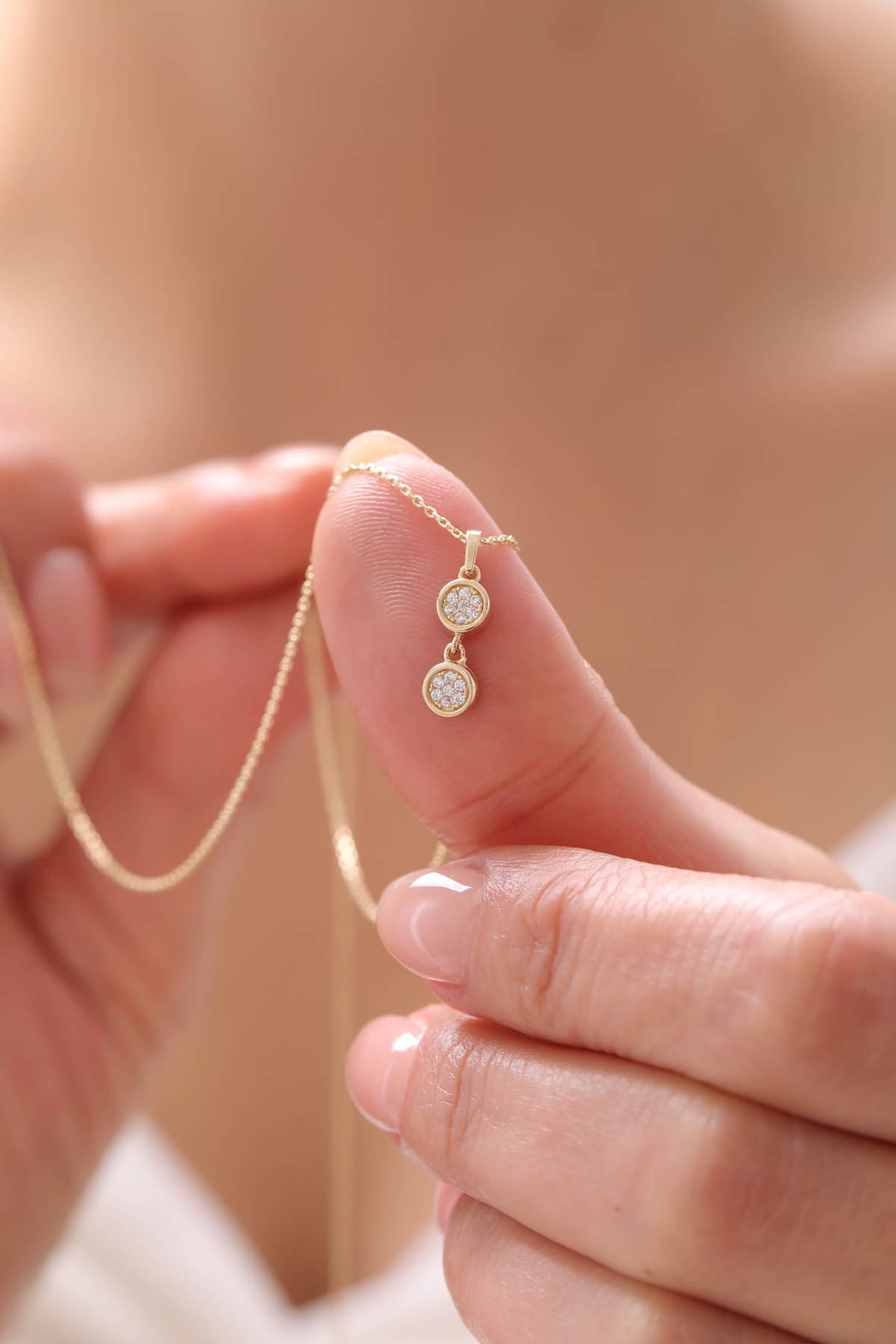 14 Ayar Taşlı Minimal Altın Kolye