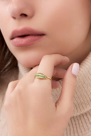 14 Ayar Taşlı Yaprak Taşlı Altın Yüzük (Renk Seçenekleriyle)