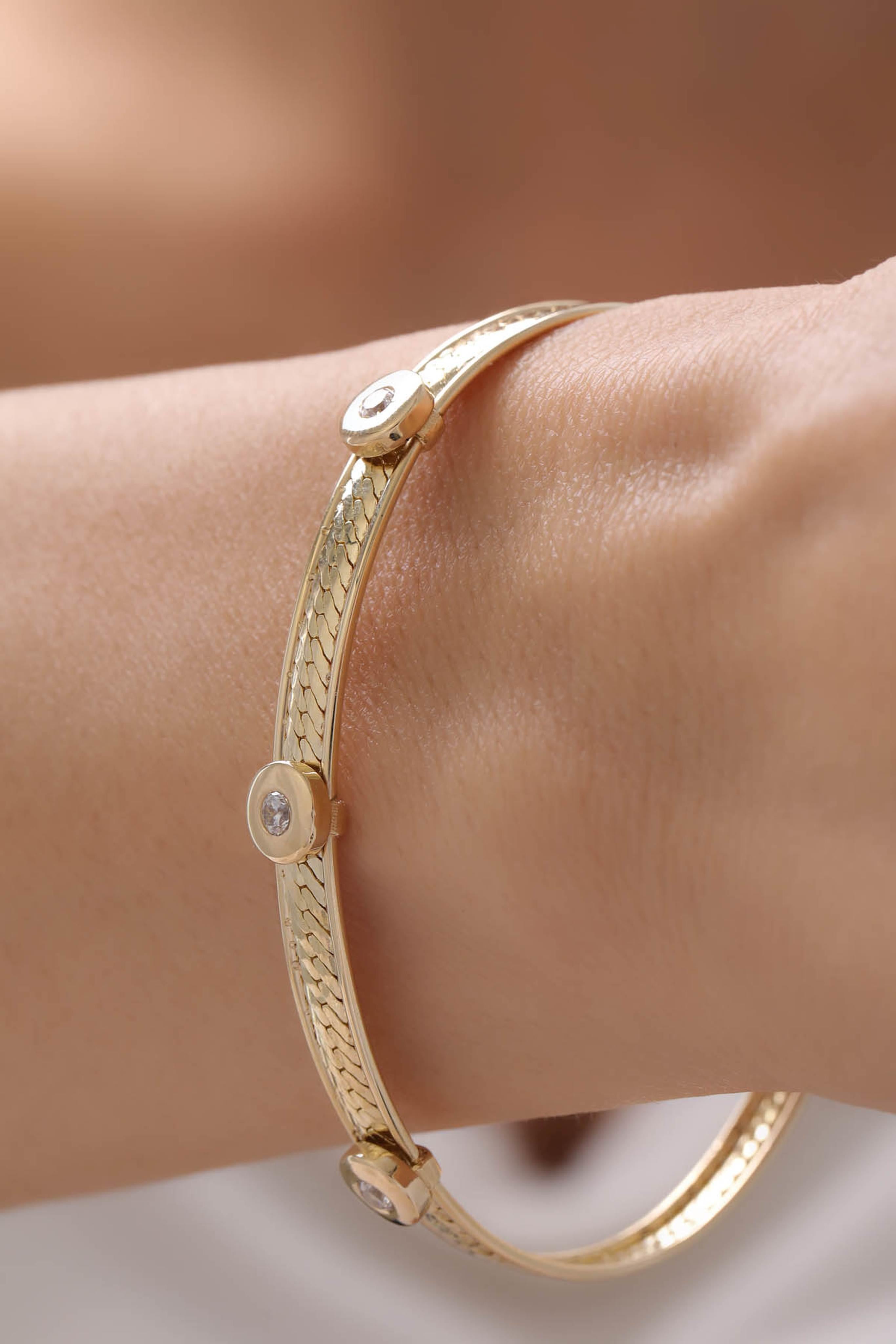 14 Ayar Taşlı Yassı Altın Kelepçe