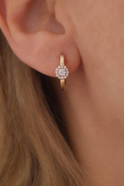 14 Ayar Tektaş Altın Küpe