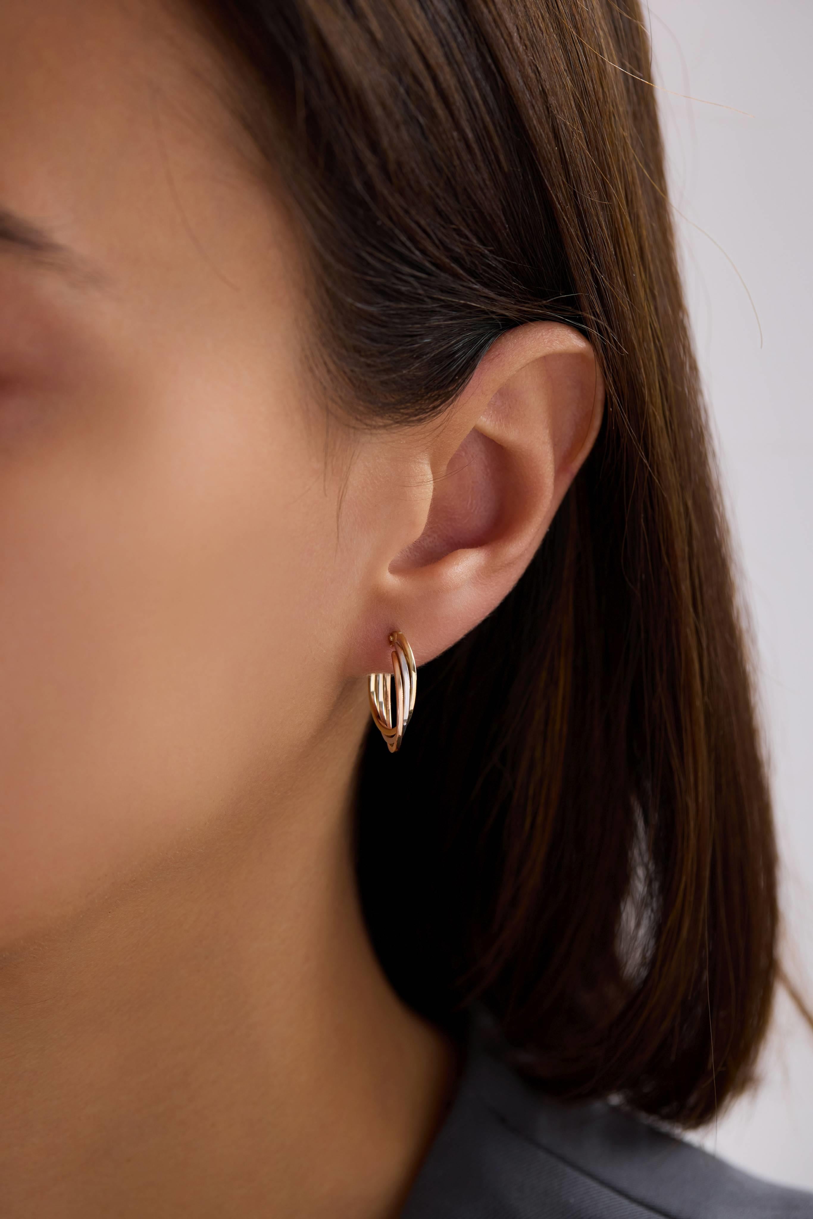 14 Ayar Üç Renk Sarmal Halka Altın Küpe