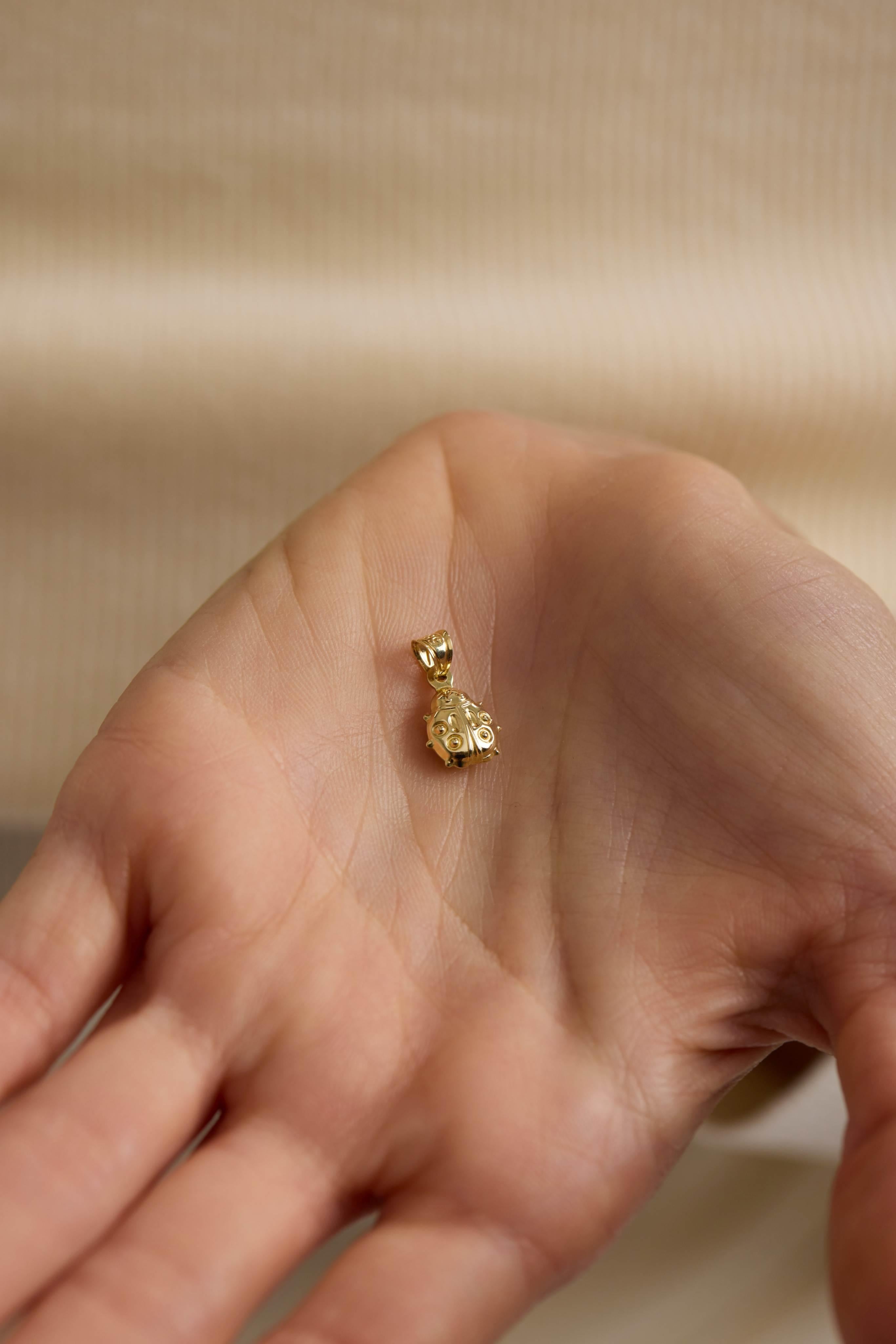 14 Ayar Uğur Böceği Altın Kolye Ucu