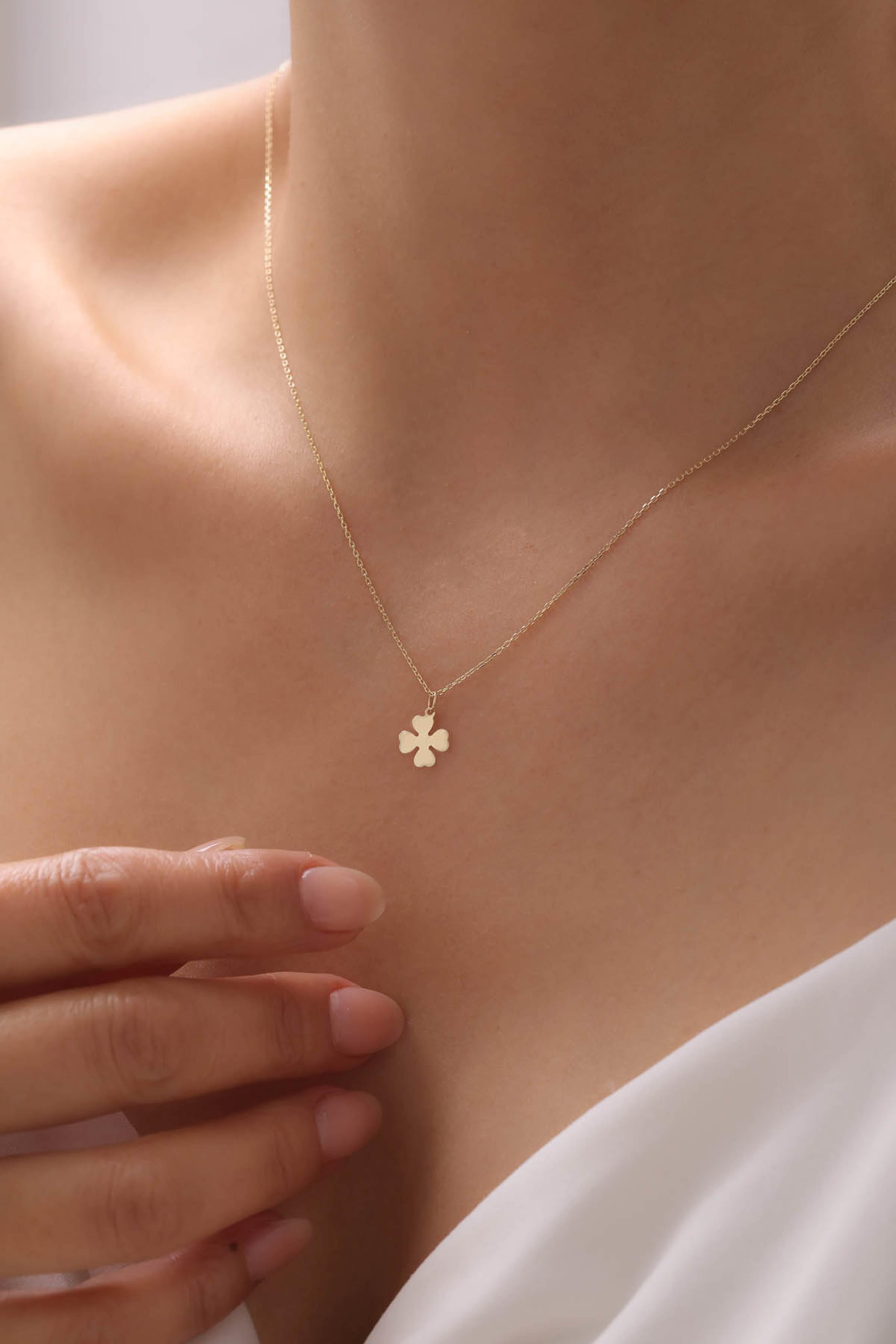 14 Ayar Yonca Altın Kolye