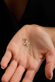 14 Ayar Zambak Altın Kolye Ucu