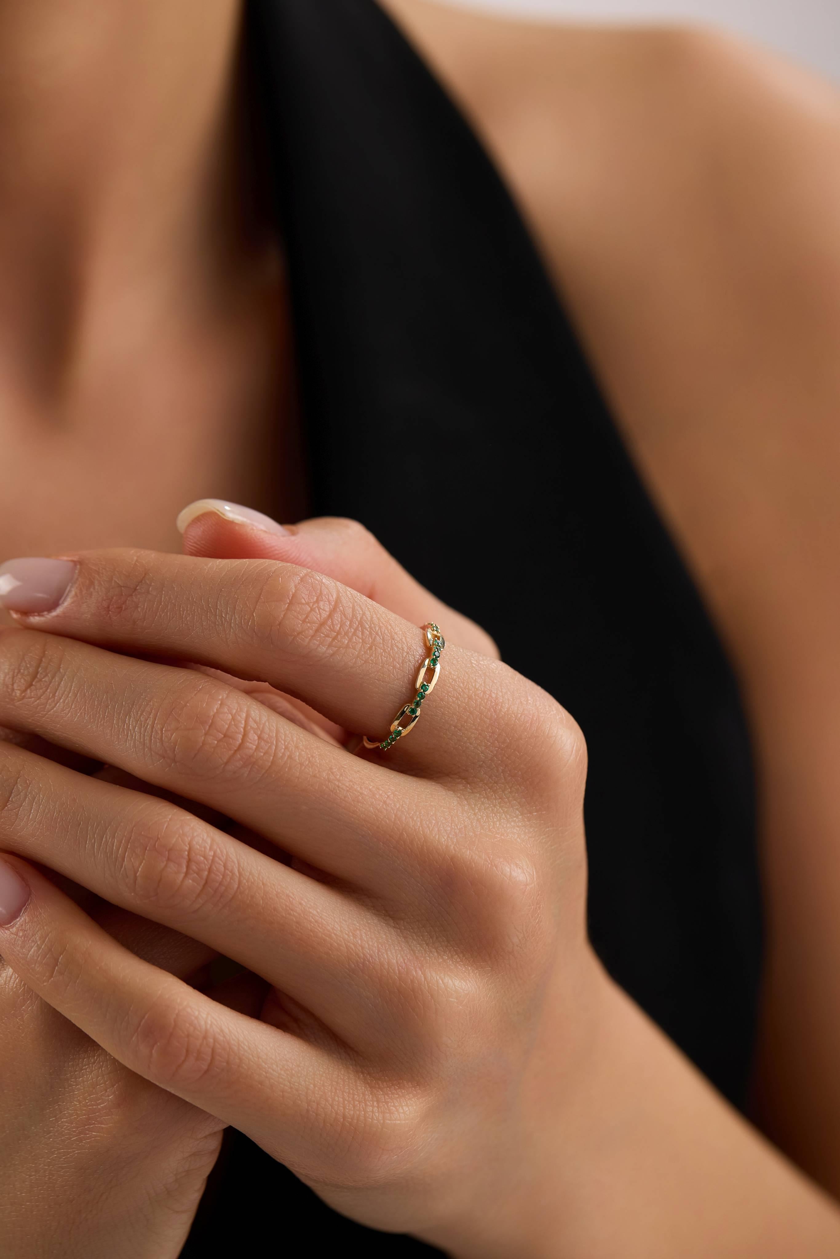 14 Ayar Zincir Taşlı Altın Yüzük (Renk Seçenekleriyle)