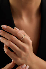 14 Ayar Zincir Taşlı Altın Yüzük (Renk Seçenekleriyle)