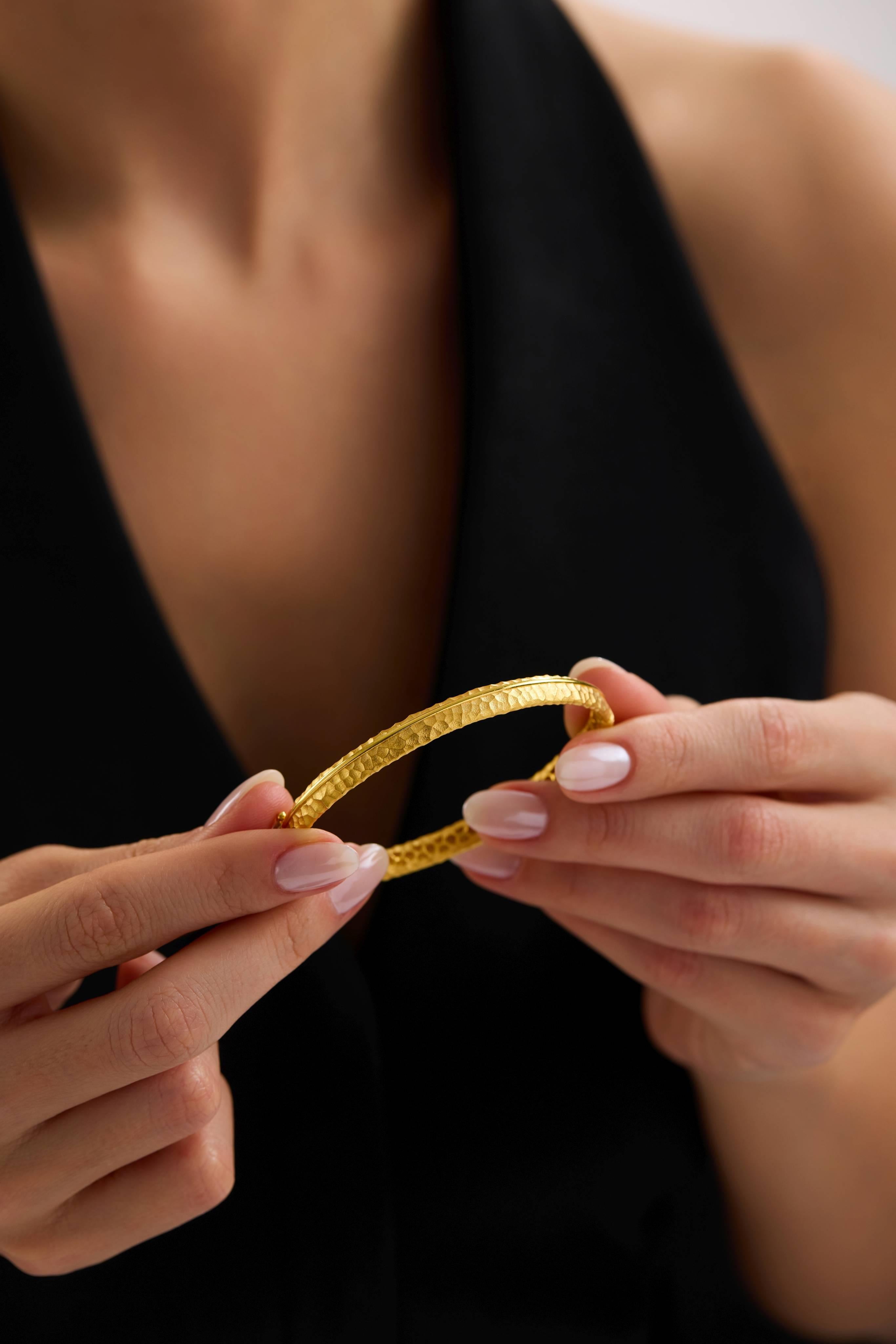 22 Ayar Ezme Altın Kelepçe