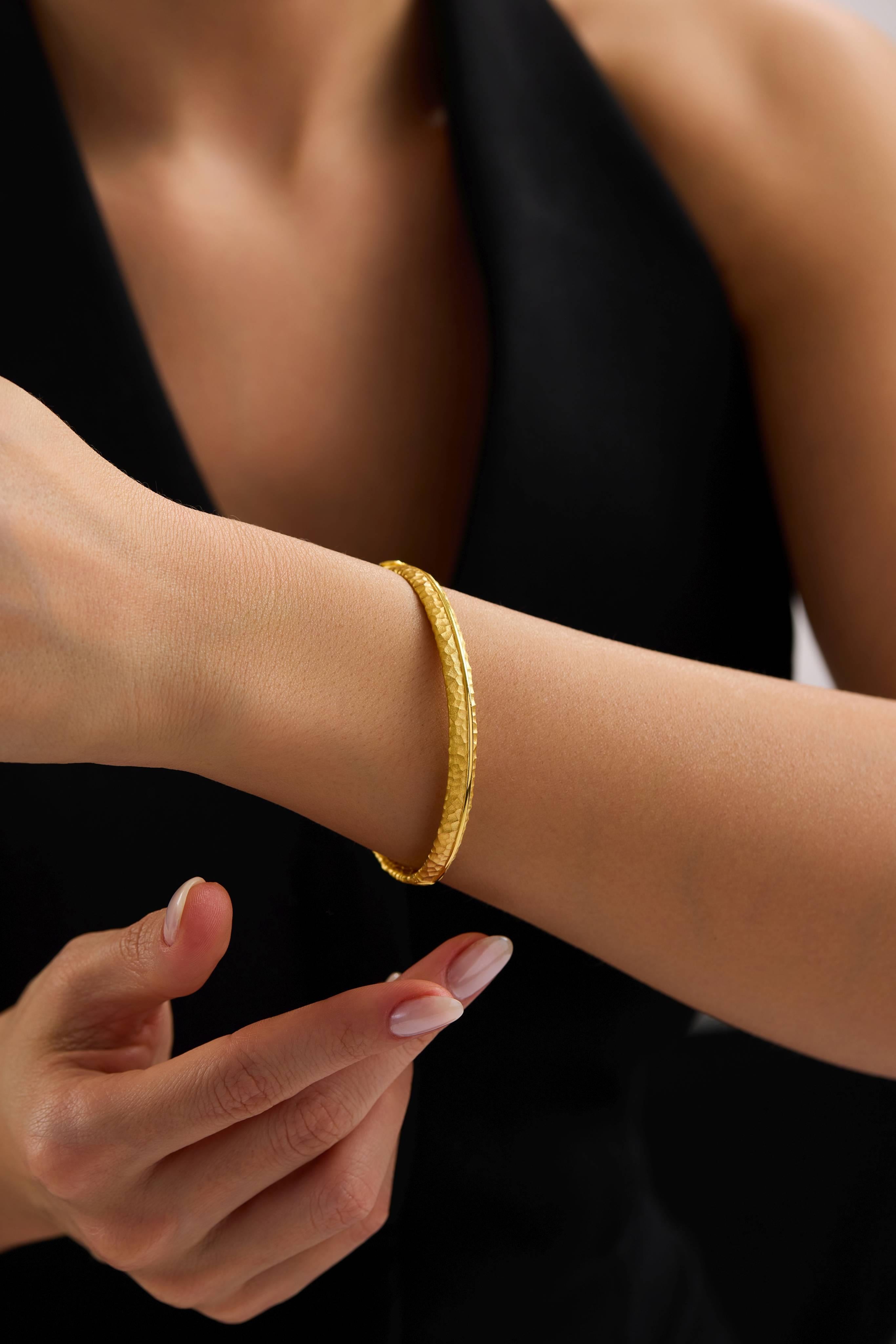 22 Ayar Ezme Altın Kelepçe