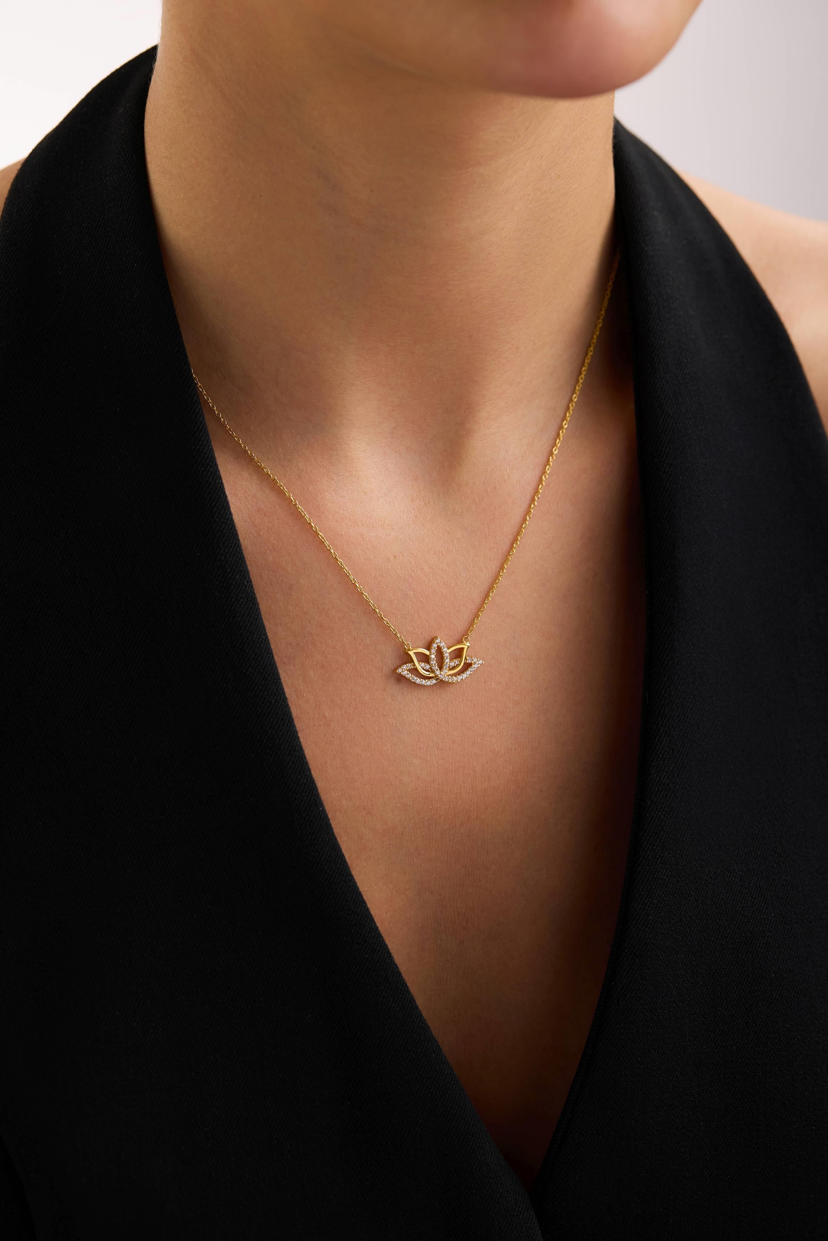 22 Ayar Lotus Altın Kolye