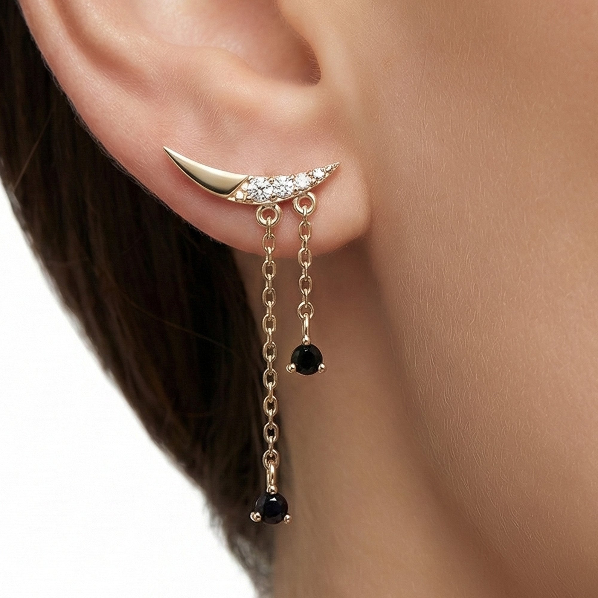 Taşlı Hilal Zincir Sallantılı Altın Küpe