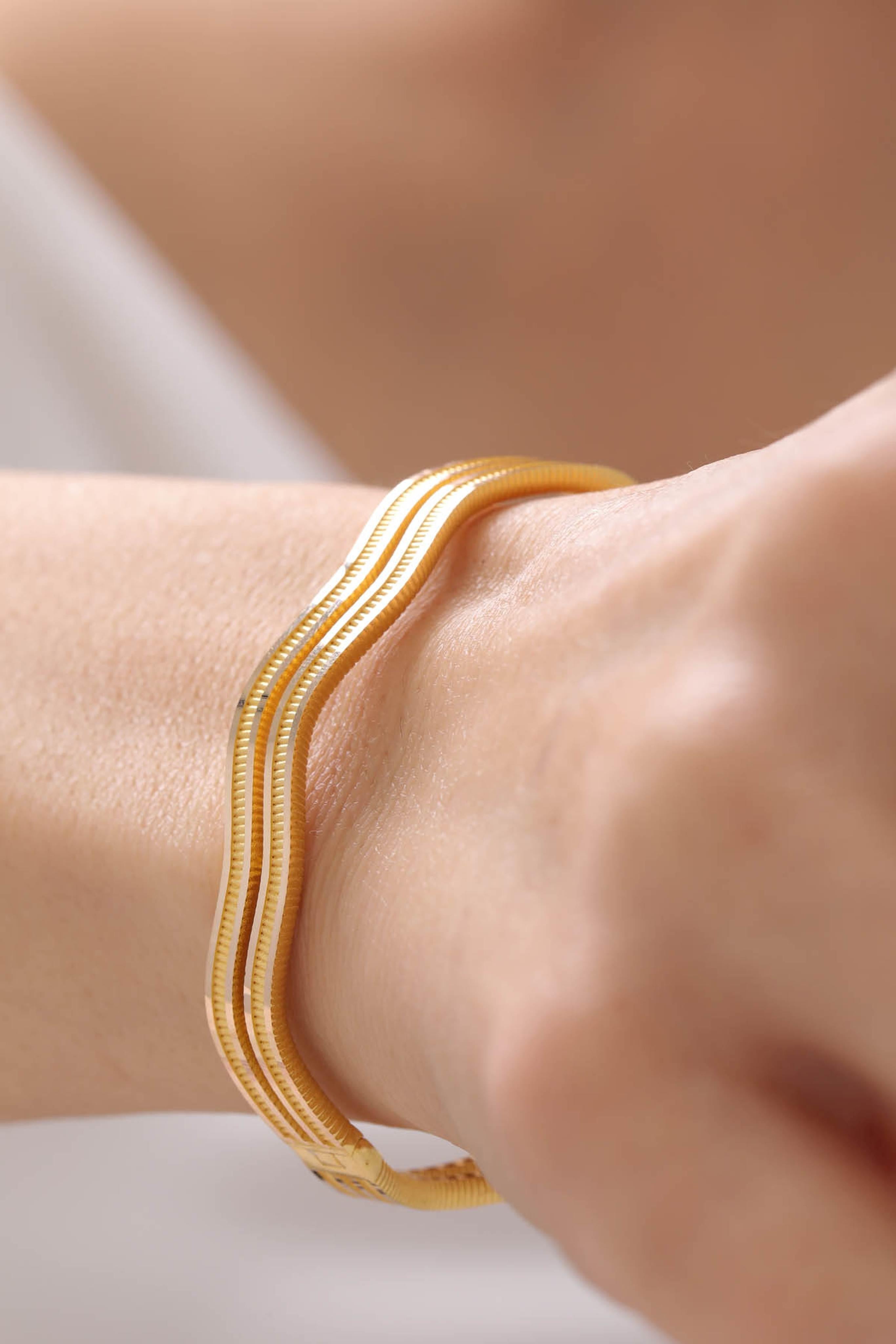 8 Ayar Ajda Altın Kelepçe