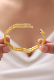 8 Ayar Ajda Altın Kelepçe