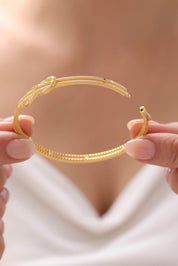 8 Ayar Ajda Düğüm Altın Kelepçe