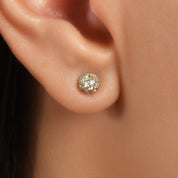 Taşlı Top Tek Altın Küpe