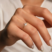 Cherry Mineli Çiçek Ayarlanabilir Zincirli Altın Yüzük (Çift Taraflı Kullanım)