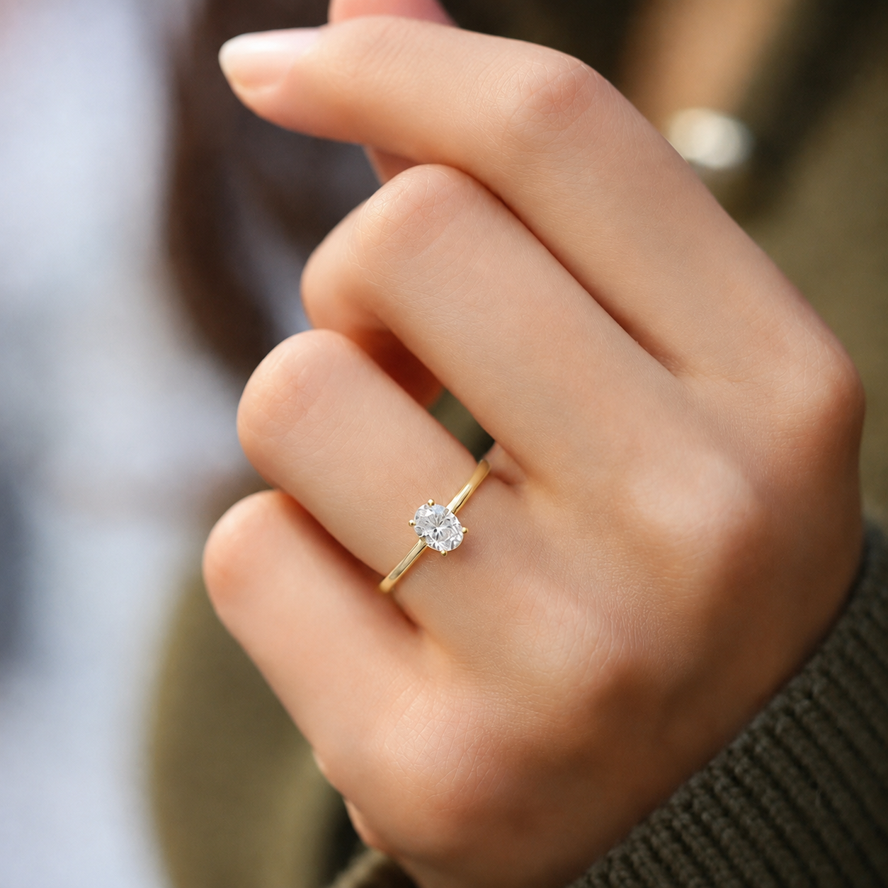 0.60 Karat E SI2 GIA Sertifikalı Oval Pırlanta Tektaş Yüzük
