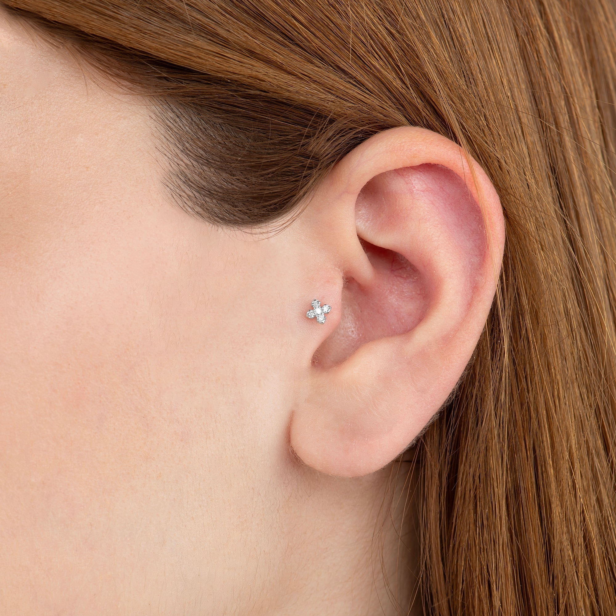 0.03 ct Mini Desenli Pırlanta Piercing