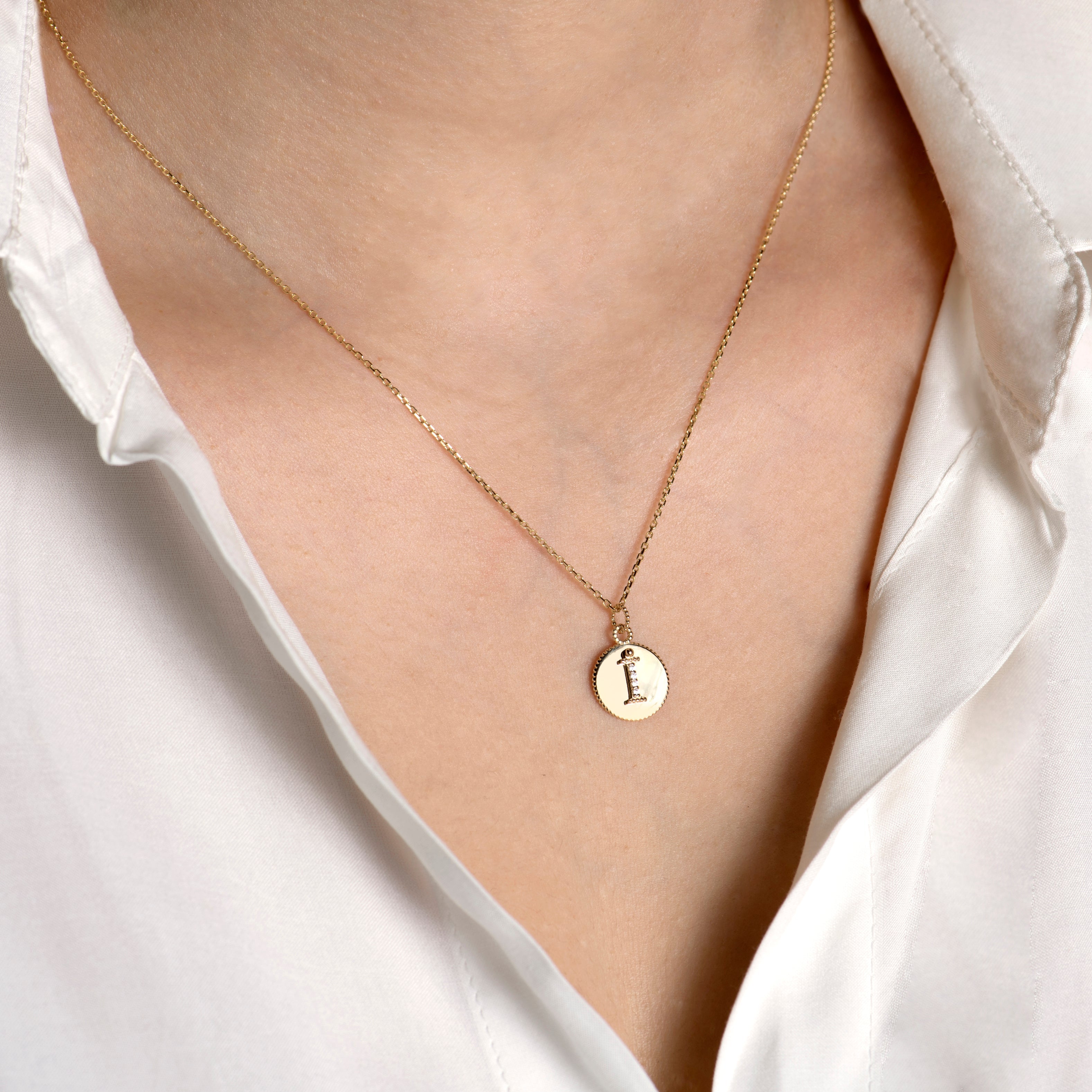 Letters Vintage Harf Altın Charm