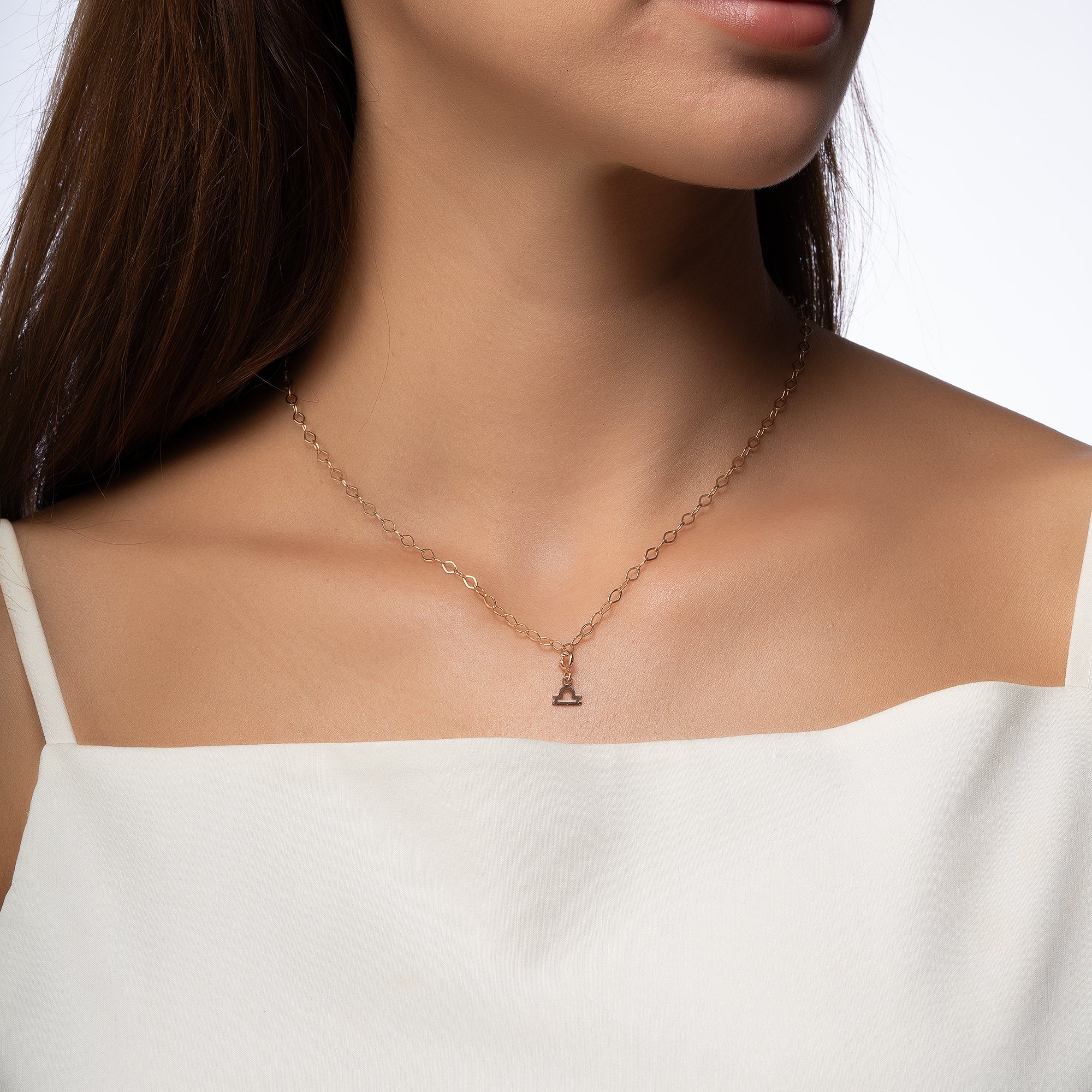 LRXP0043_terazi_burcu_charm_2.jpg