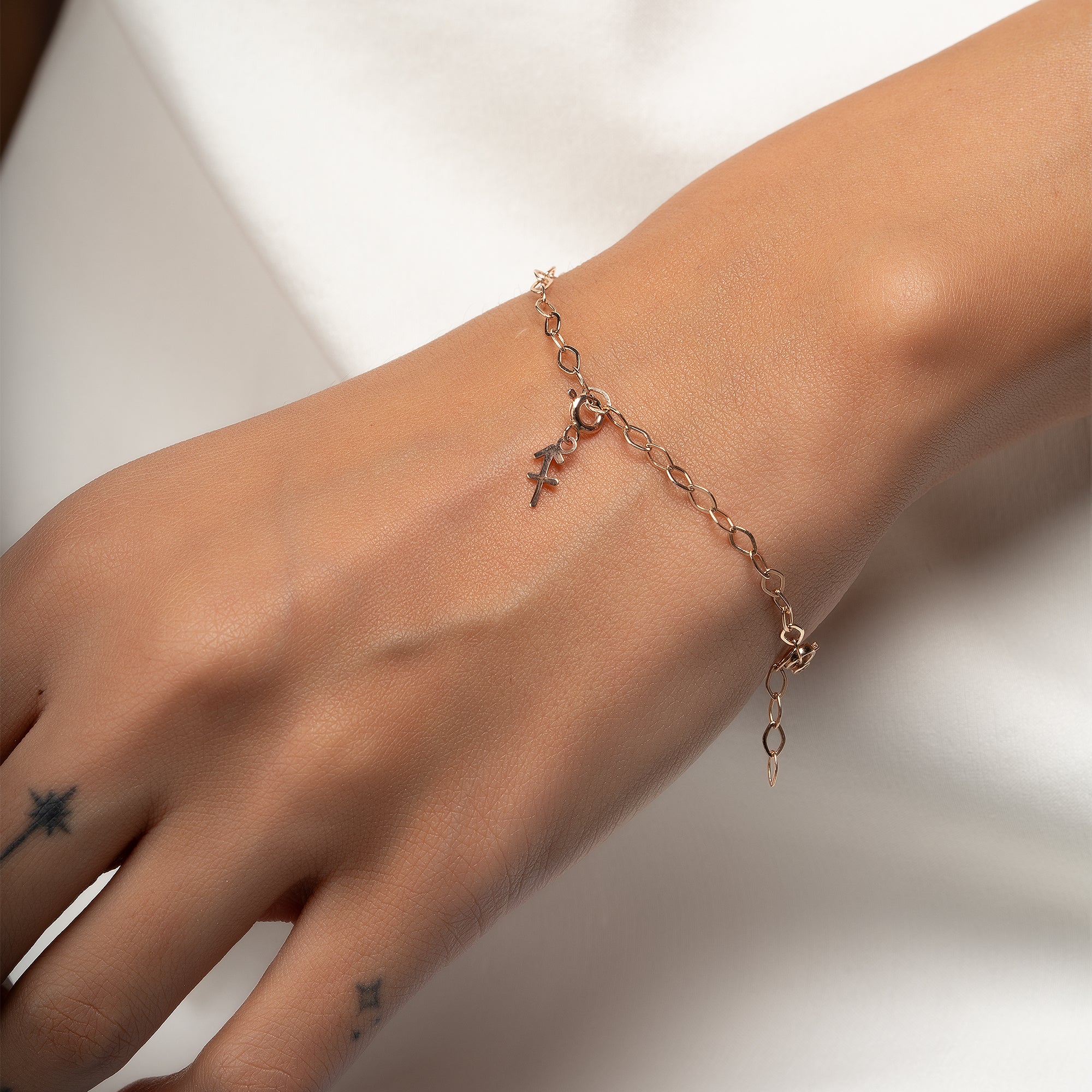 LRXP0044_yay_burcu_charm.jpg