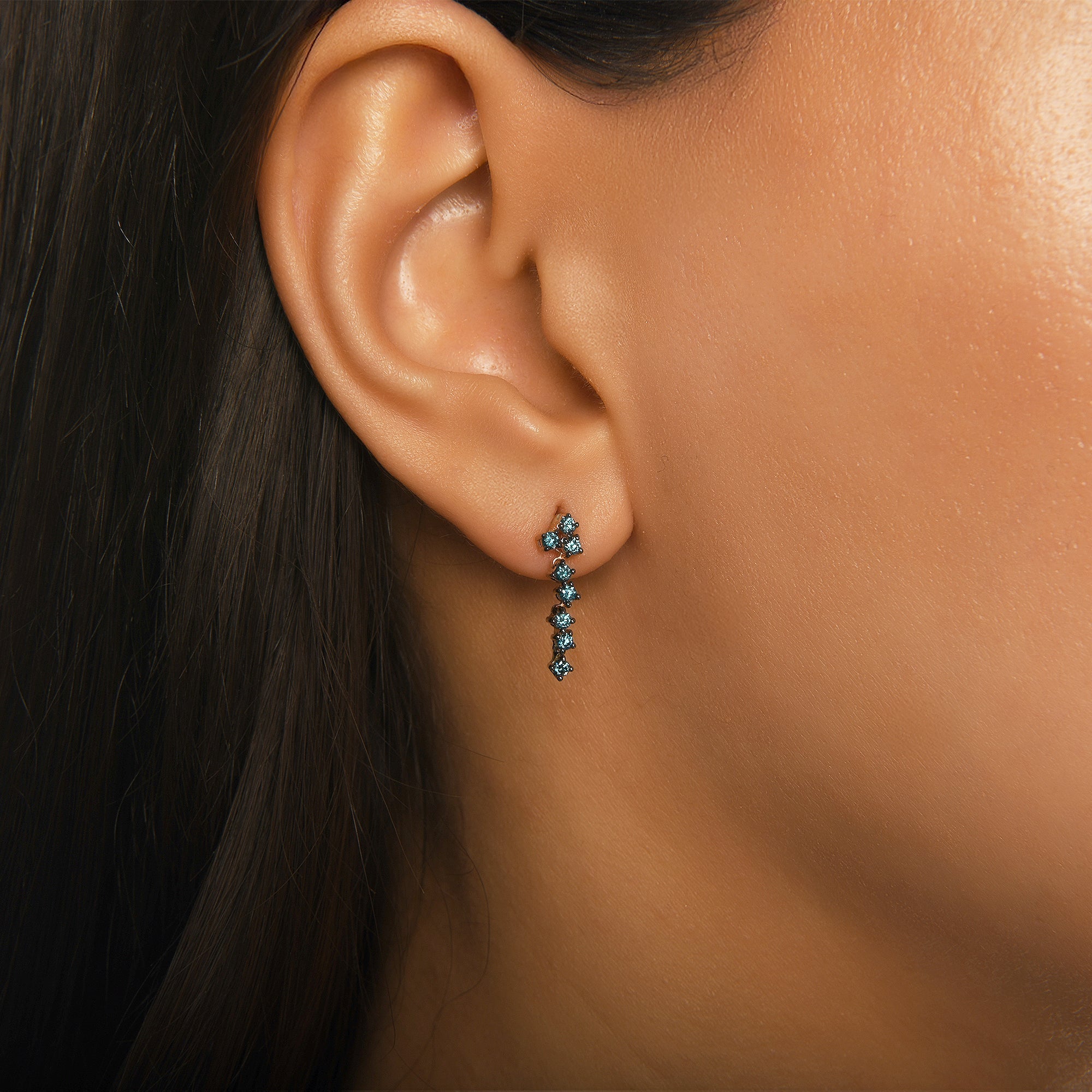 Azzuro Blue Shine Sallantılı Mavi Pırlanta Küpe