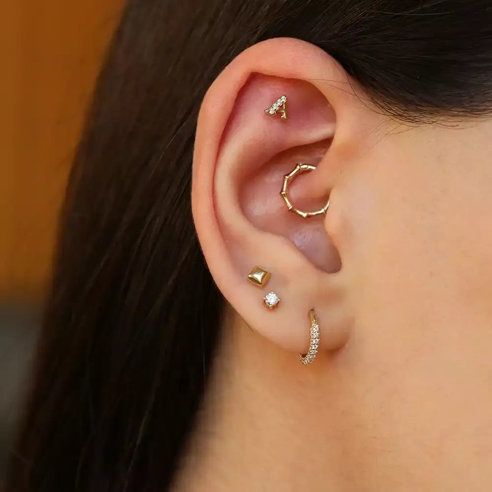 A Harf Pırlanta Taşlı Sarı Altın Piercing