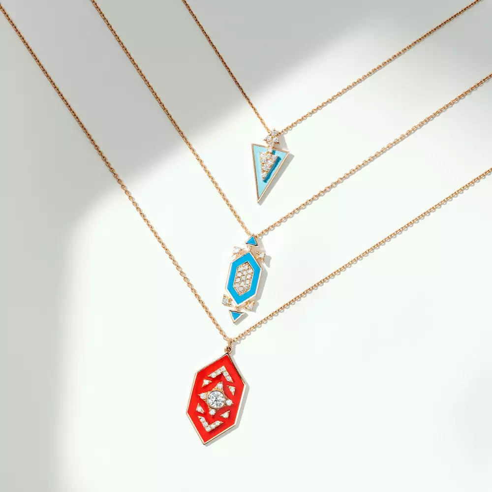 Aldebaran Pırlanta Taşlı ve Kırmızı Mineli Kolye