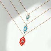 Aldebaran Pırlanta Taşlı ve Kırmızı Mineli Kolye